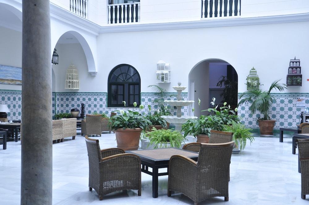 Hotel Senator Cadiz
